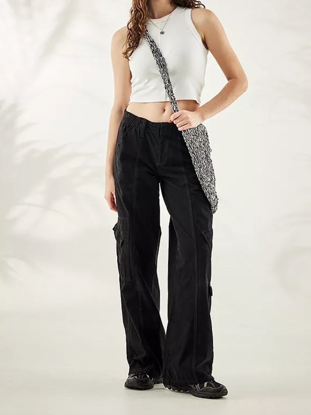 Urban Outfitters Y2K Black Cargo Wide-Leg Pants